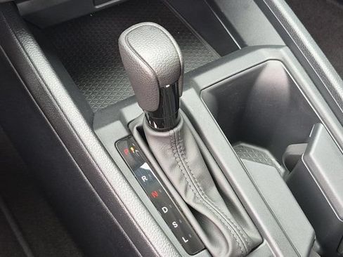 Used 2025 Honda Accord SE image 19