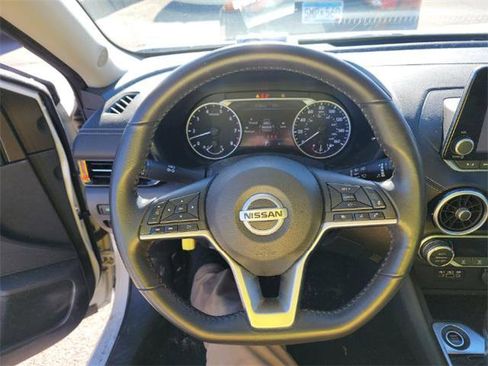 Used 2020 Nissan Sentra SV image 7