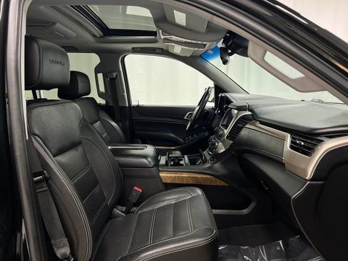 Used 2019 GMC Yukon XL Denali image 34