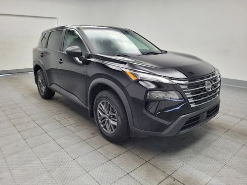 Used 2024 Nissan Rogue S FWD image 13