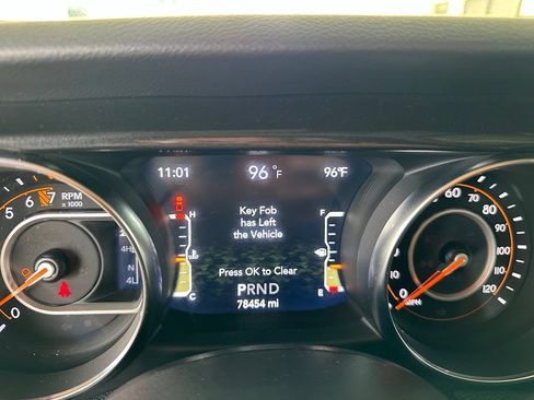 Used 2020 Jeep Gladiator Sport AWD/4WD image 37