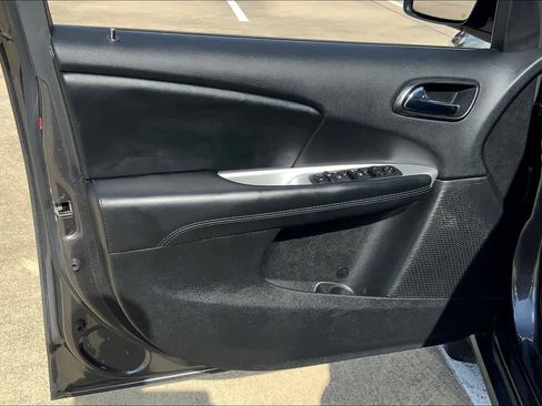 Used 2018 Dodge Journey SE w/ Connectivity Group image 20