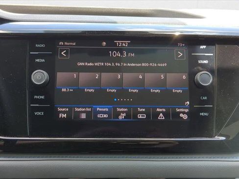 New 2025 Volkswagen Taos SE image 13