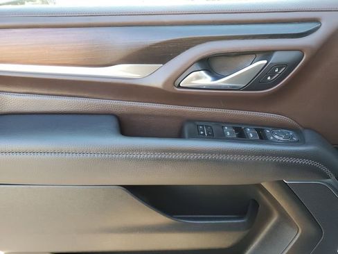 Used 2022 GMC Yukon Denali image 16