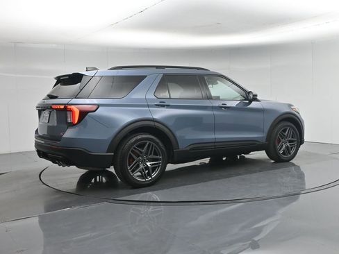 Certified 2025 Ford Explorer ST w/ Sun And Sound Package AWD/4WD image 33