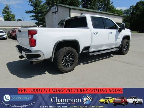 Used 2021 Chevrolet Silverado 2500 LTZ AWD/4WD image 5