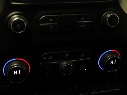 Used 2020 Chevrolet Silverado 3500 LTZ w/ LTZ Plus Package image 14