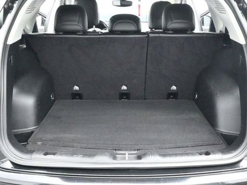 Used 2019 Jeep Compass Latitude w/ Popular Equipment Group image 13