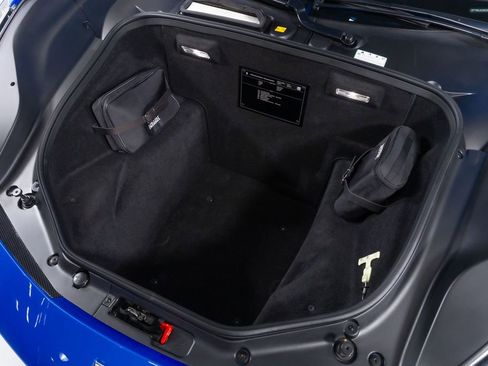 Used 2018 Ferrari 488 GTB RWD image 9