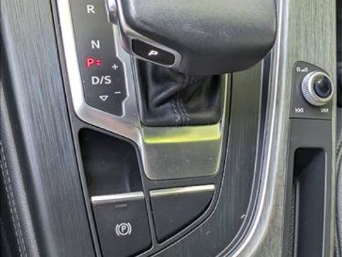Used 2019 Audi A5 2.0T Premium Plus w/ Premium Plus AWD/4WD image 13