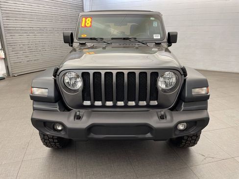 Used 2018 Jeep Wrangler Unlimited Sport S image 9