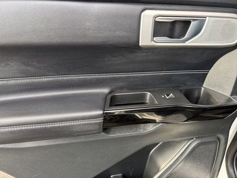 Used 2021 Ford Explorer ST w/ ST Street Pack image 37