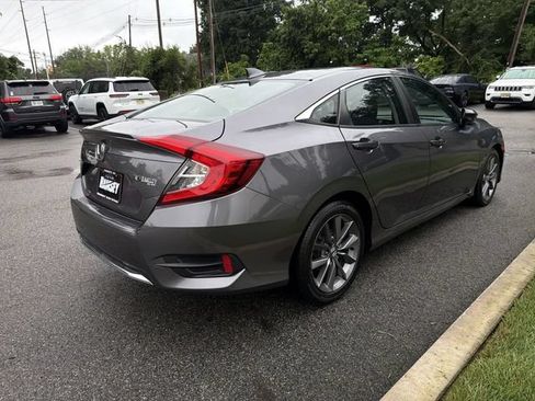 Used 2019 Honda Civic EX image 8
