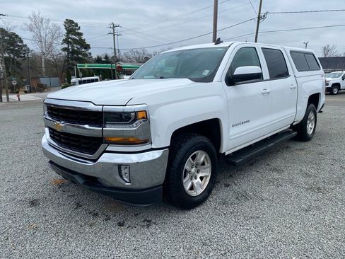 Used 2018 Chevrolet Silverado 1500 LT w/ All Star Edition image 7