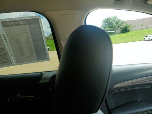 Certified 2022 Buick Envision Avenir w/ Technology Package II image 16