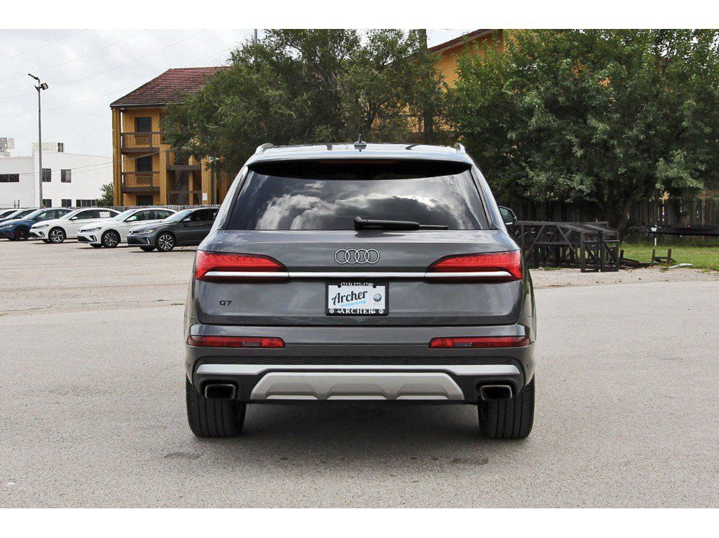 Used 2025 Audi Q7 3.0T Premium Plus AWD/4WD image 4