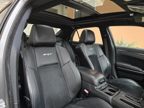 Used 2012 Chrysler 300 SRT8 w/ 19-Premium Speaker Group image 81