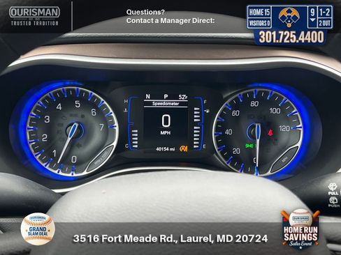 Used 2019 Chrysler Pacifica Touring Plus w/ Tire & Wheel Group FWD image 8