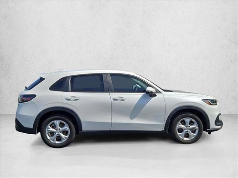 Used 2024 Honda HR-V LX image 4