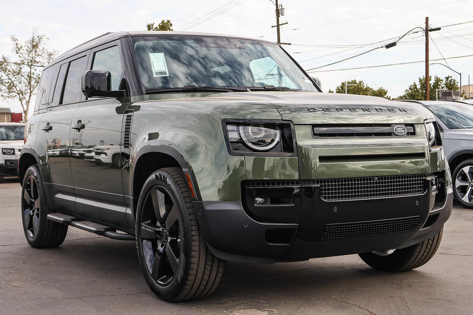 New 2026 Land Rover Defender 110 S AWD/4WD image 3