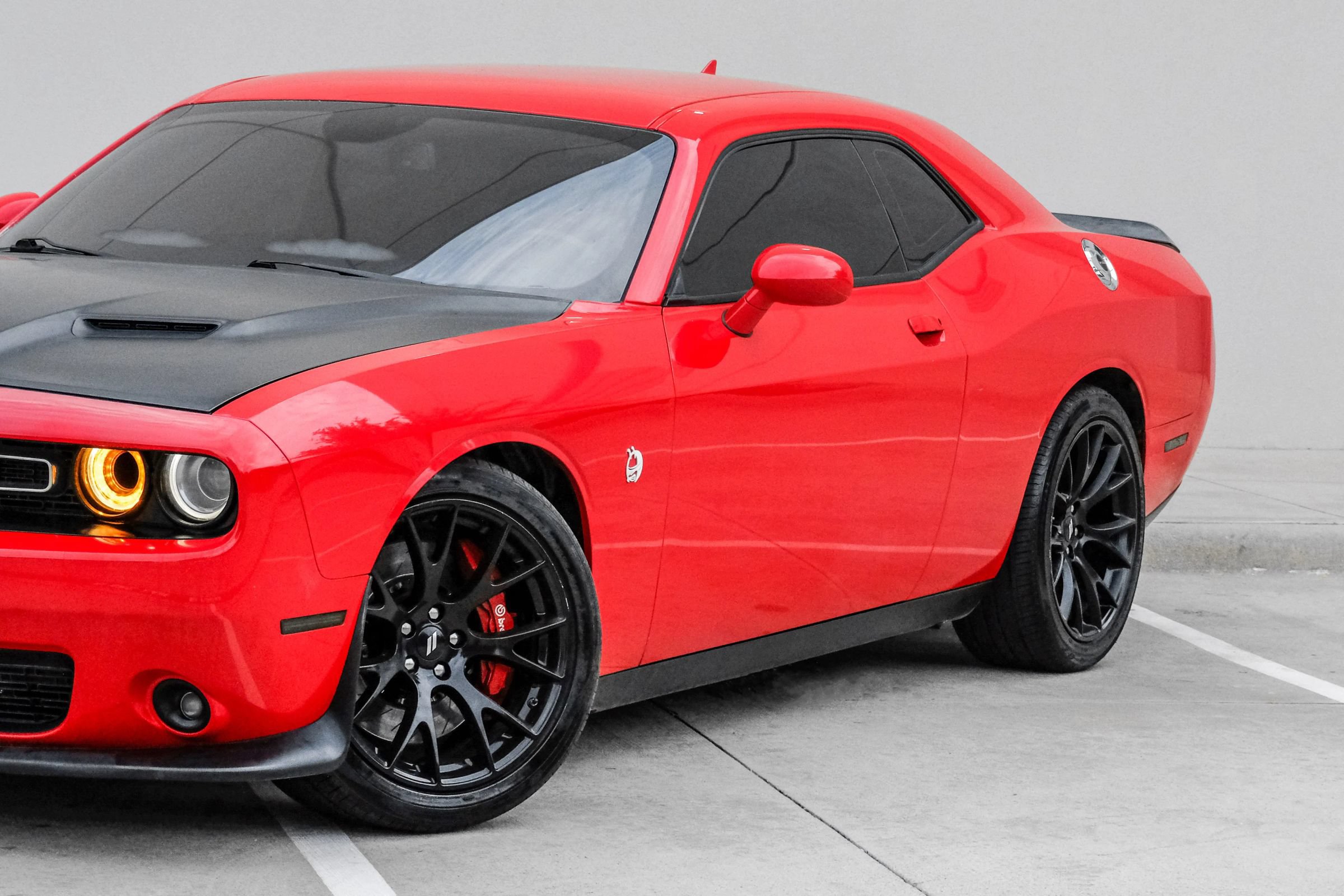 Used 2018 Dodge Challenger R/T Scat Pack w/ Dynamics Package RWD image 15