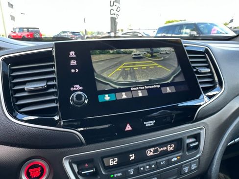 Used 2023 Honda Passport TrailSport image 8