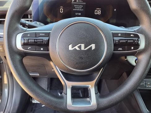 Used 2025 Kia K5 LXS FWD image 16