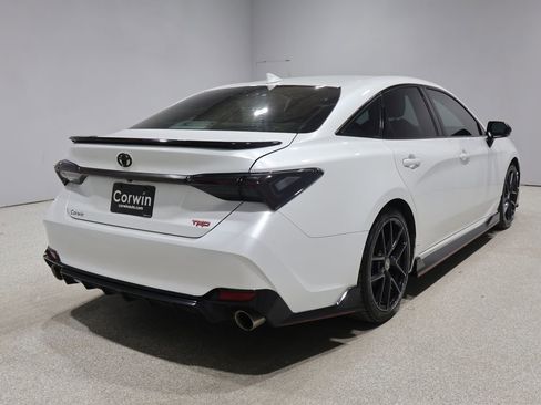 Used 2020 Toyota Avalon TRD FWD image 2