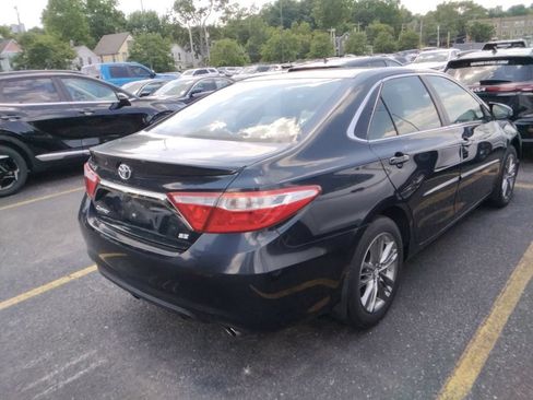 Used 2016 Toyota Camry SE w/ Protection Package (Q2) FWD image 6