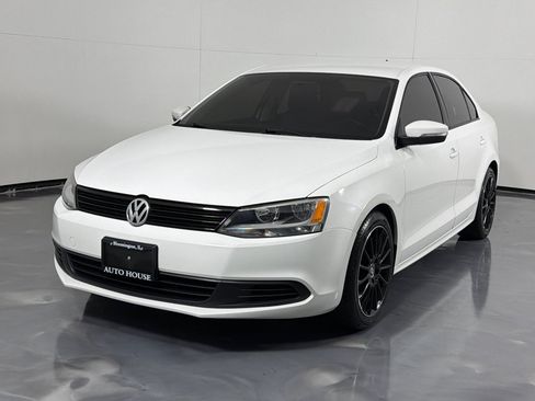 Used 2014 Volkswagen Jetta SE FWD image 10