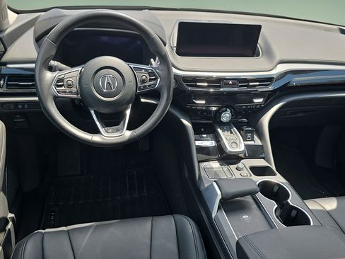 Used 2023 Acura MDX SH-AWD image 18