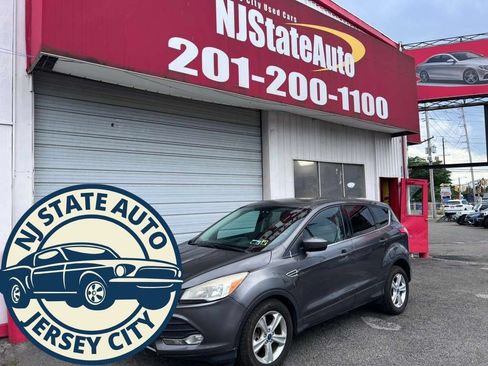 Used 2014 Ford Escape SE FWD image 1