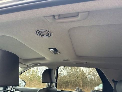 Used 2021 Hyundai Palisade Limited w/ Winter Package image 11