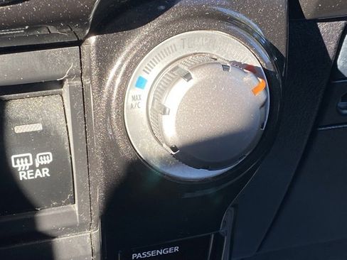 Used 2018 Toyota 4Runner TRD Off-Road Premium image 23