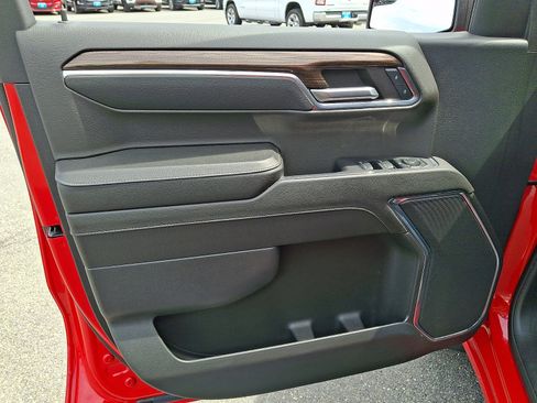 Certified 2024 Chevrolet Silverado 1500 LT AWD/4WD image 12