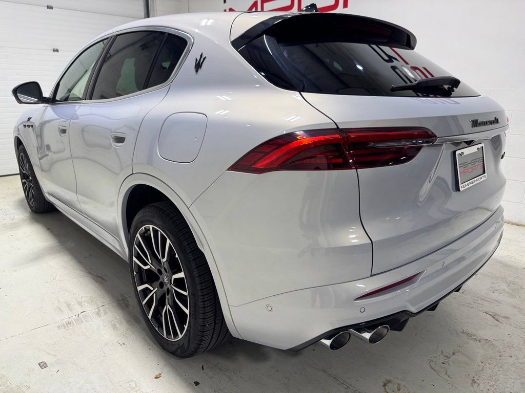 Used 2023 Maserati Grecale GT AWD/4WD image 5