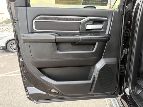 Used 2024 RAM 2500 Big Horn w/ Bed Utility Group image 22