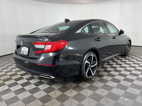 Used 2019 Honda Accord Sport image 5