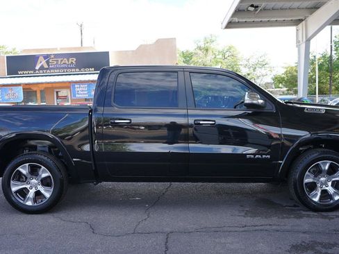 Used 2022 RAM 1500 Laramie AWD/4WD image 2