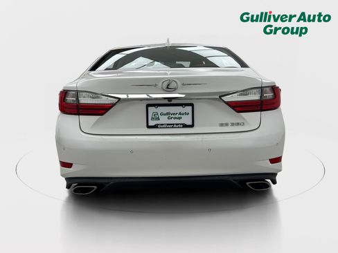 Used 2018 Lexus ES 350 w/ Premier Package FWD image 7
