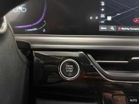 Certified 2025 Kia Seltos S AWD/4WD image 25