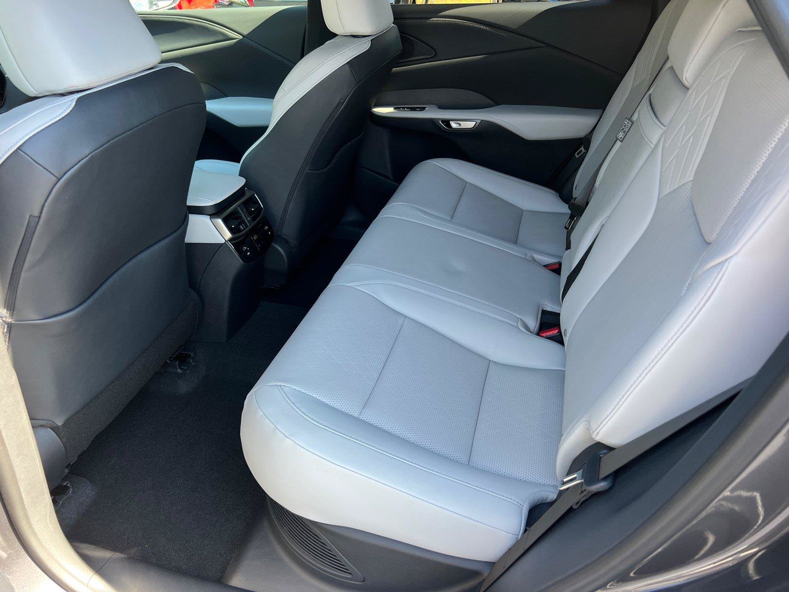 New 2026 Lexus RX 350h AWD/4WD image 14