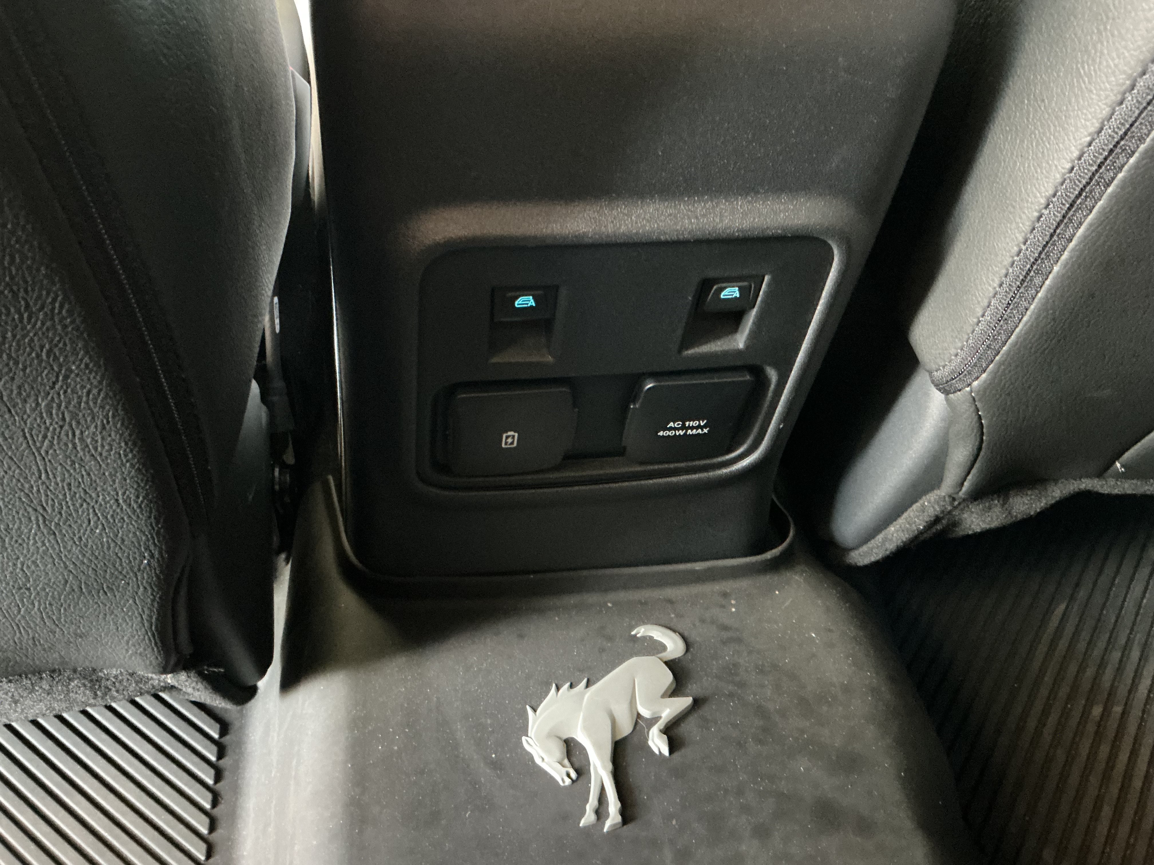 Used 2021 Ford Bronco Outer Banks w/ Sasquatch Package AWD/4WD image 3