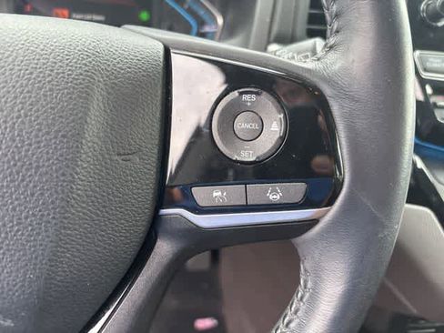 Used 2023 Honda Odyssey Touring image 12