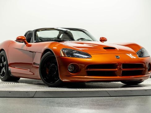 Used 2005 Dodge Viper SRT-10 w/ Copperhead Edition Group RWD image 43