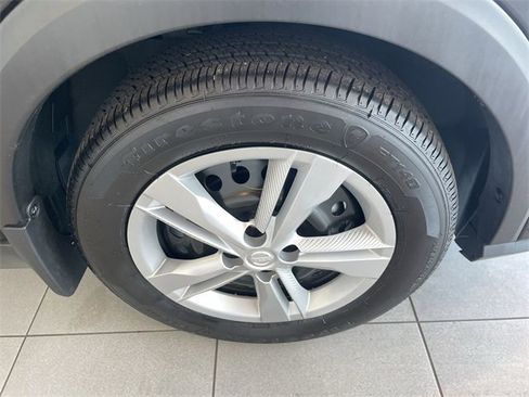 Used 2024 Nissan Kicks S image 14