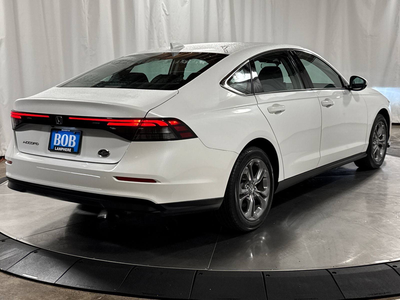 Certified 2023 Honda Accord EX image 10