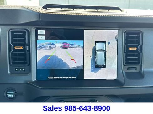 Used 2024 Ford Bronco Badlands image 19