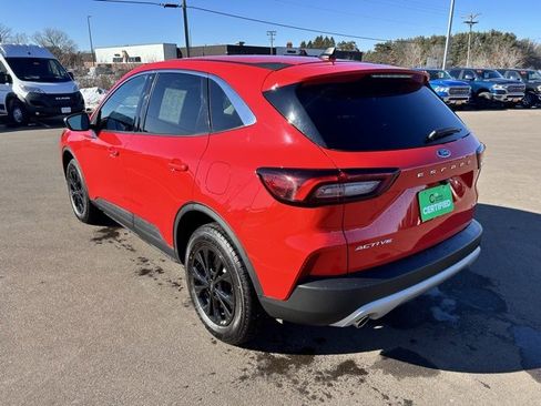 Used 2024 Ford Escape Active image 3