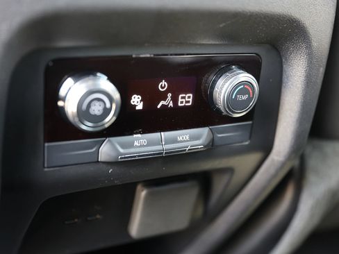 Used 2025 GMC Acadia Elevation AWD/4WD image 24